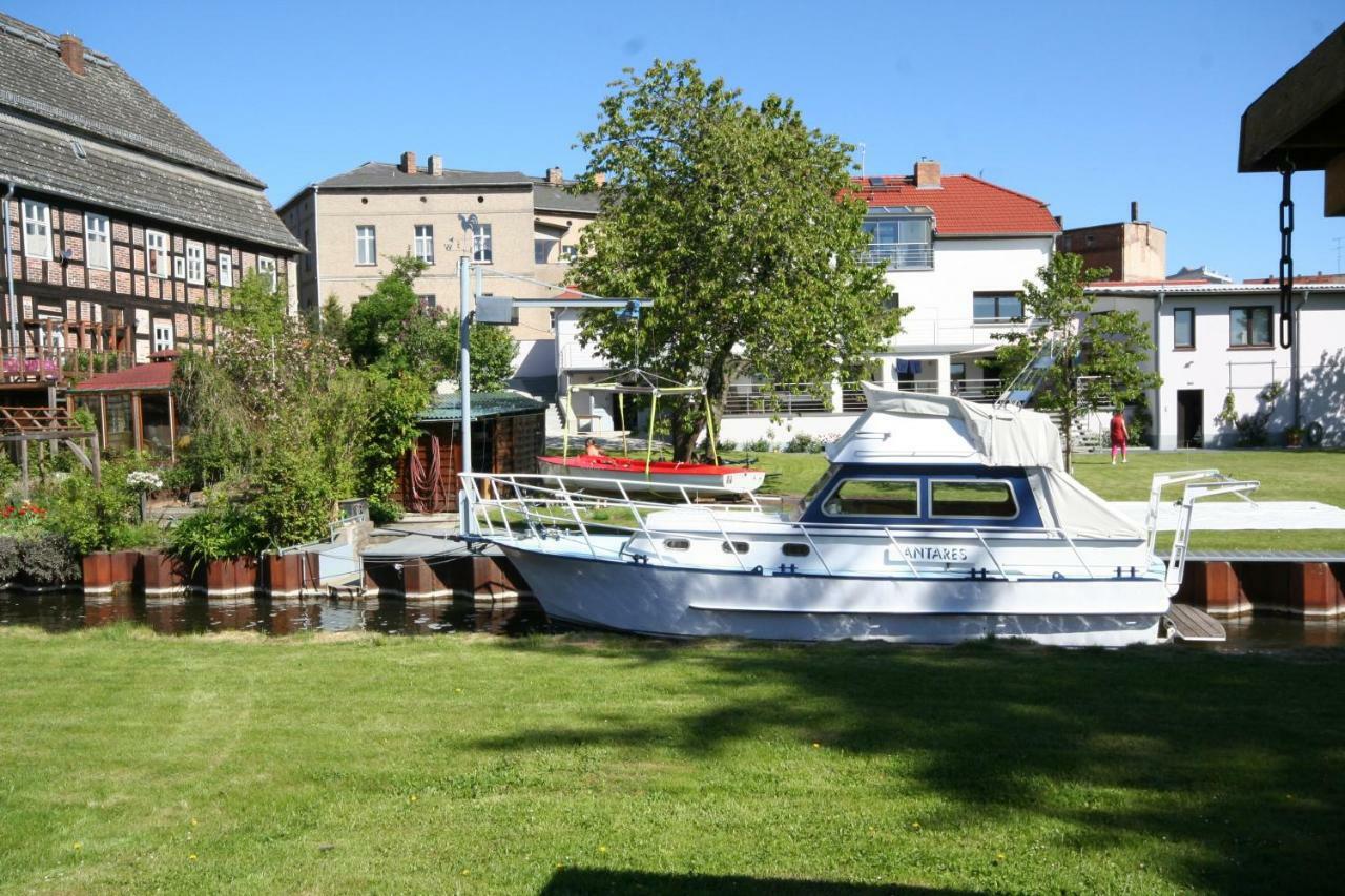 Schoene 3Zimmer Ferienwohnung Direkt Am Baalensee Fürstenberg-Havel Exterior foto